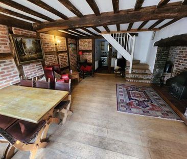 2 bedroom semi-detached house to rent - Photo 6