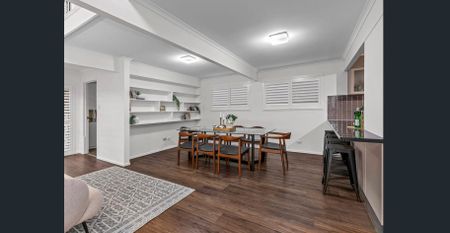 Quiet, Breezy & Full of Character - Photo 3