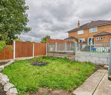 3 bedroom semi-detached house to rent - Photo 6