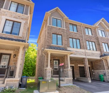 For Lease - 45 Folcroft Street, Brampton, Ontario - Photo 6