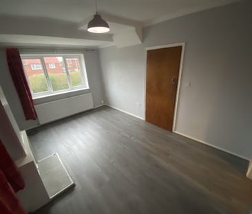 Corndon Close, Kidderminster - Photo 2