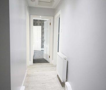 Price £950 pcm - Available Now - Unfurnished - Photo 6