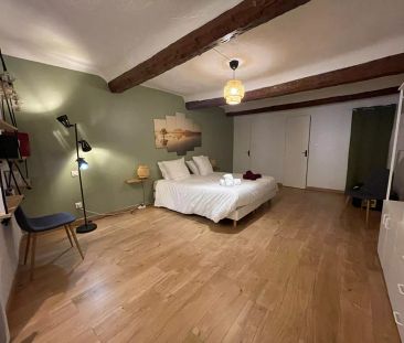 A LOUER - AIX CENTRE VILLE - MAGNIFIQUE T2 MEUBLE - Photo 6