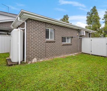 STREET-FACING MODERN & LOW MAINTENANCE 2-BEDROOM GRANNY FLAT - Photo 6