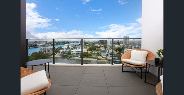 Stunning , Fully Furnished, Top Floor Apartment in Isle of Capri "ESSENTIA" - Photo 1