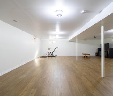 For Lease - 72 Brookheath Lane, Hamilton, Ontario - Photo 1