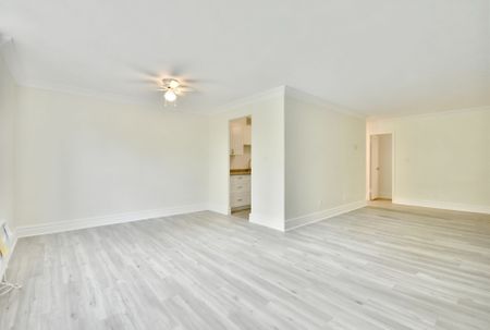 For Lease - 2 Grove Street Unit# 21, Barrie, Ontario - Photo 2