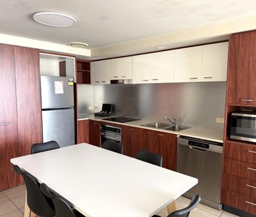 Mantra Towers of Chevron - Two Bedroom with River Views! - Photo 4