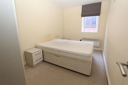 Brunswick Court, Leeds City Centre, LS2 7SA - Photo 3
