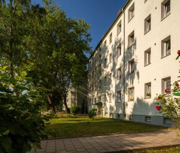 Erstebezug nach Sanierung! 3-Zimmer-Wohnung im Rosengarten - Photo 5