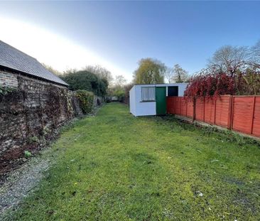 2 bedroom semi-detached house to rent - Photo 3