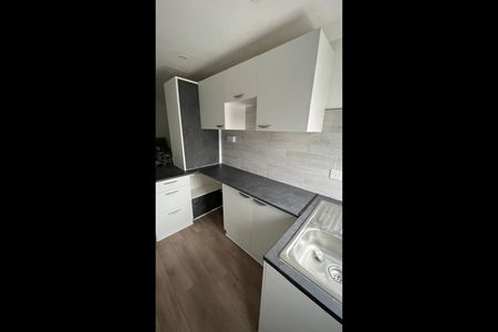 Studio Flat, Baring Road, SE12 - Photo 2