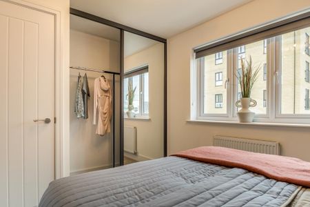 2 bedroom semi-detached house to rent - Photo 5