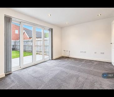 3 bedroom end of terrace house to rent - Photo 2