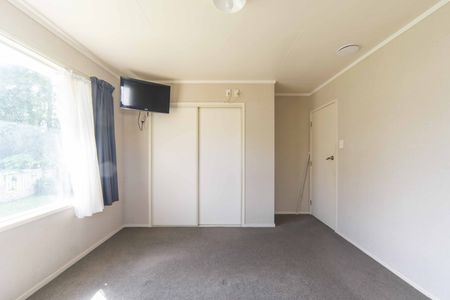 Quiet Living on Lancaster - 3 Bedroom Home - Photo 5