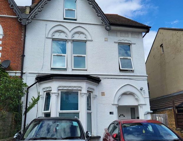 Beulah Road Room 4 - Photo 1