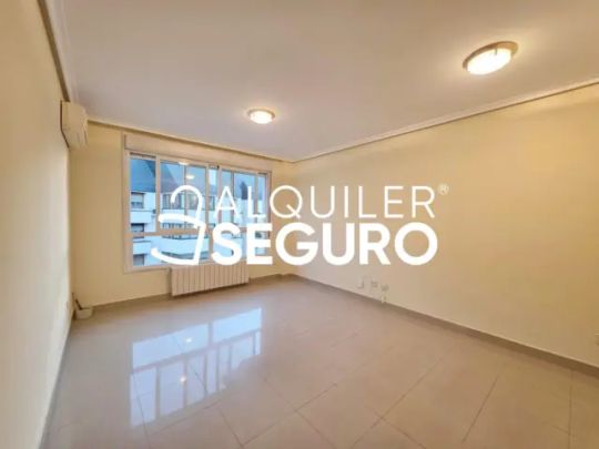 Piso en alquiler en Zona Pueblo - Foto 1
