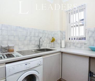 studio to rent Horniman Grange, 68 London Road, London, SE23 - Photo 5