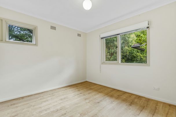 A generous home minutes from everything - Photo 1