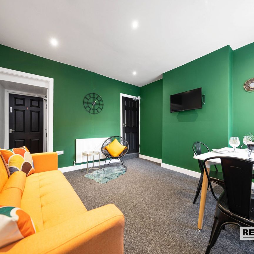 John Street, Nuneaton, CV11 5SH - Photo 1