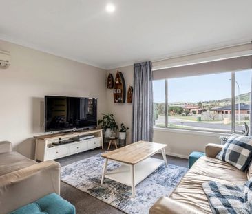 Family Home in Brighton - Photo 1