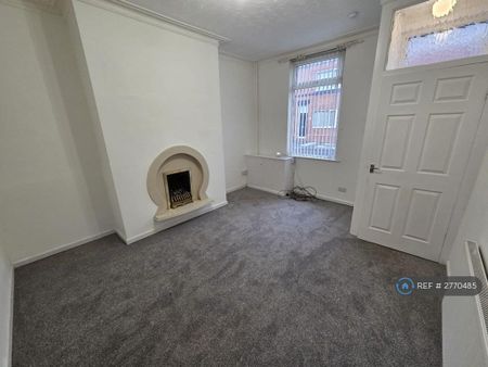 2 bedroom terraced house to rent - Photo 2