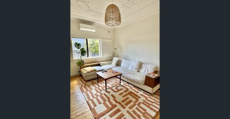 "Furnished apartment in walking distance to Clovelly & north Randwick villages" - Photo 4