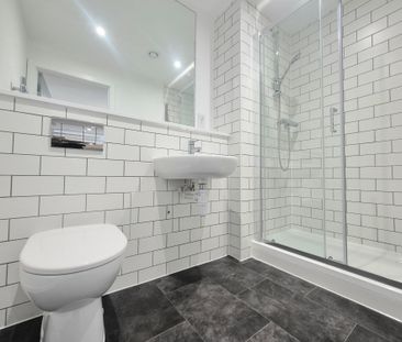 Cow Green, Halifax - Photo 5