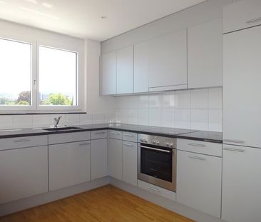 2.5 Zimmer, 70 m², 5. Stock - Foto 4