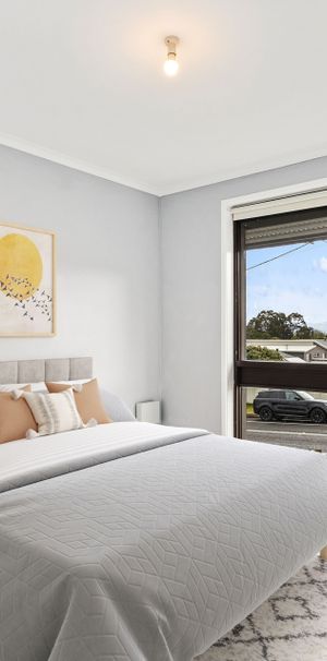 Modern Three-Bedroom Home in a Convenient Berkeley Location - Photo 1