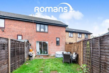 2 bedroom terraced house to rent - Photo 2