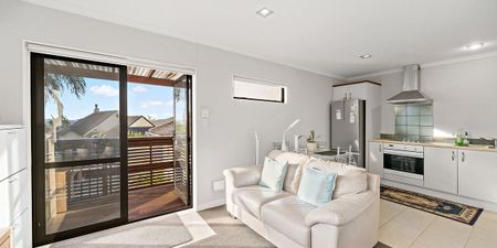 Cosy quality one bedroom home in Botany Downs - Photo 5