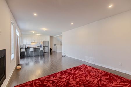 For Lease - 749 Eminence Street, Barrhaven, Ontario - Photo 5