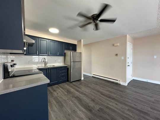 For Lease - 987 Pape Avenue Unit# 2, Toronto, Ontario - Photo 1