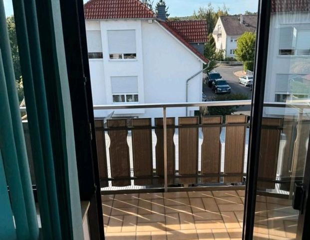 Dachgeschoss Wohnung - Foto 1