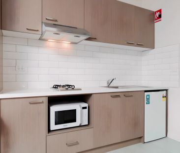 Large Studio - Photo 4