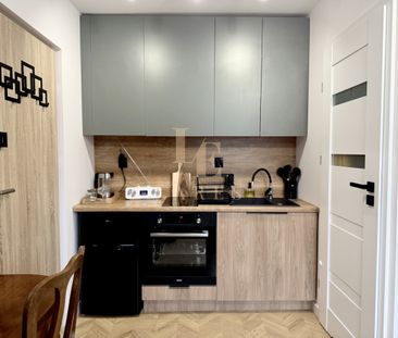 Kawalerka na Włochach po remoncie - Photo 5