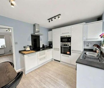 Carpenters Way, Hailsham, BN27 - Photo 4