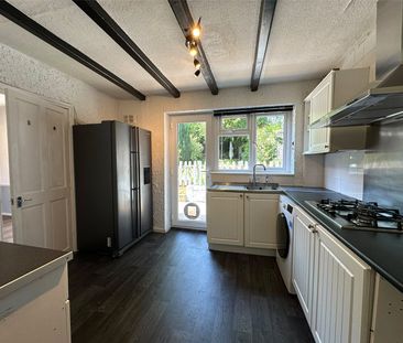 Field Road, Farnborough, Hampshire, GU14 - Photo 6