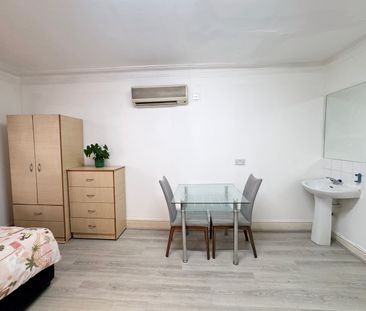 Large Double Studio - Photo 3