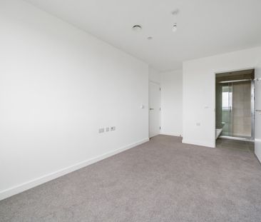 St Pauls Road, Barking, London, IG11 - Photo 5