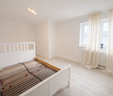 Großzügige 6-Zimmer-Wohnung mit Altbaucharme -ideal für Familien in... - Photo 5