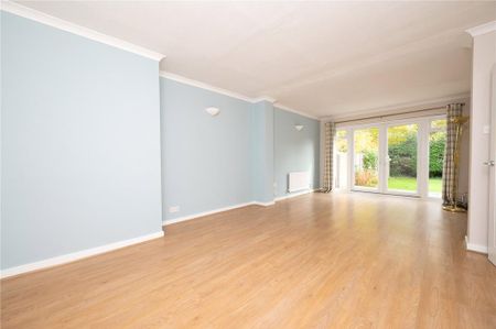 5 bedroom semi-detached house to rent - Photo 3