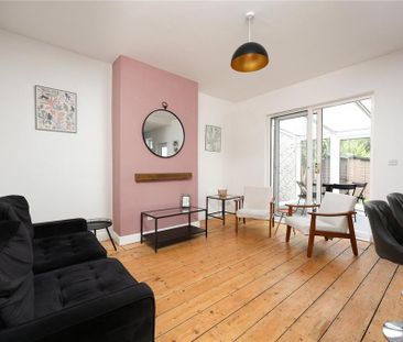 4 bedroom semi-detached house to rent - Photo 5