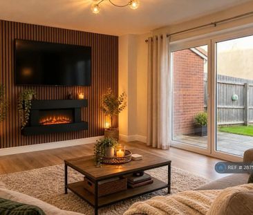 3 bedroom semi-detached house to rent - Photo 2