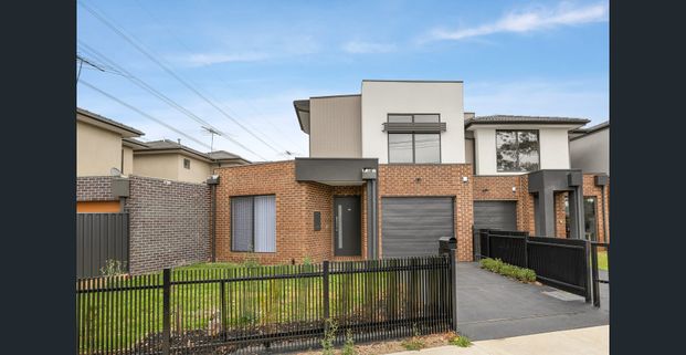 Brand New 2 Bedroom Townhouse - Photo 1