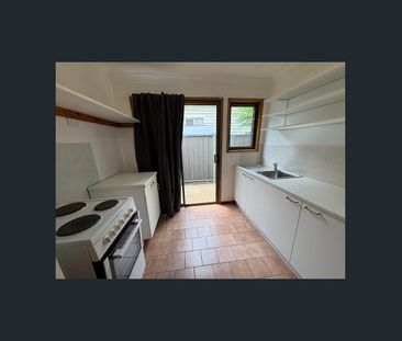 17 Price Lane, Toowoomba City, Qld 4350 - Photo 2