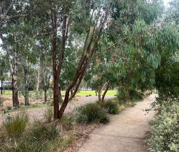 Coburg North - Photo 1