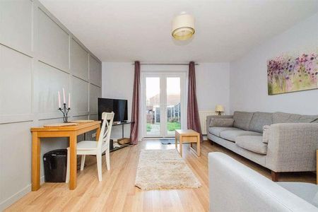 2 bedroom terraced house to rent - Photo 2