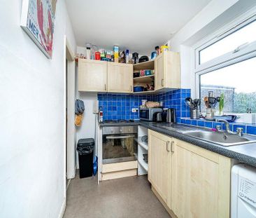 3 bedroom maisonette to rent - Photo 3
